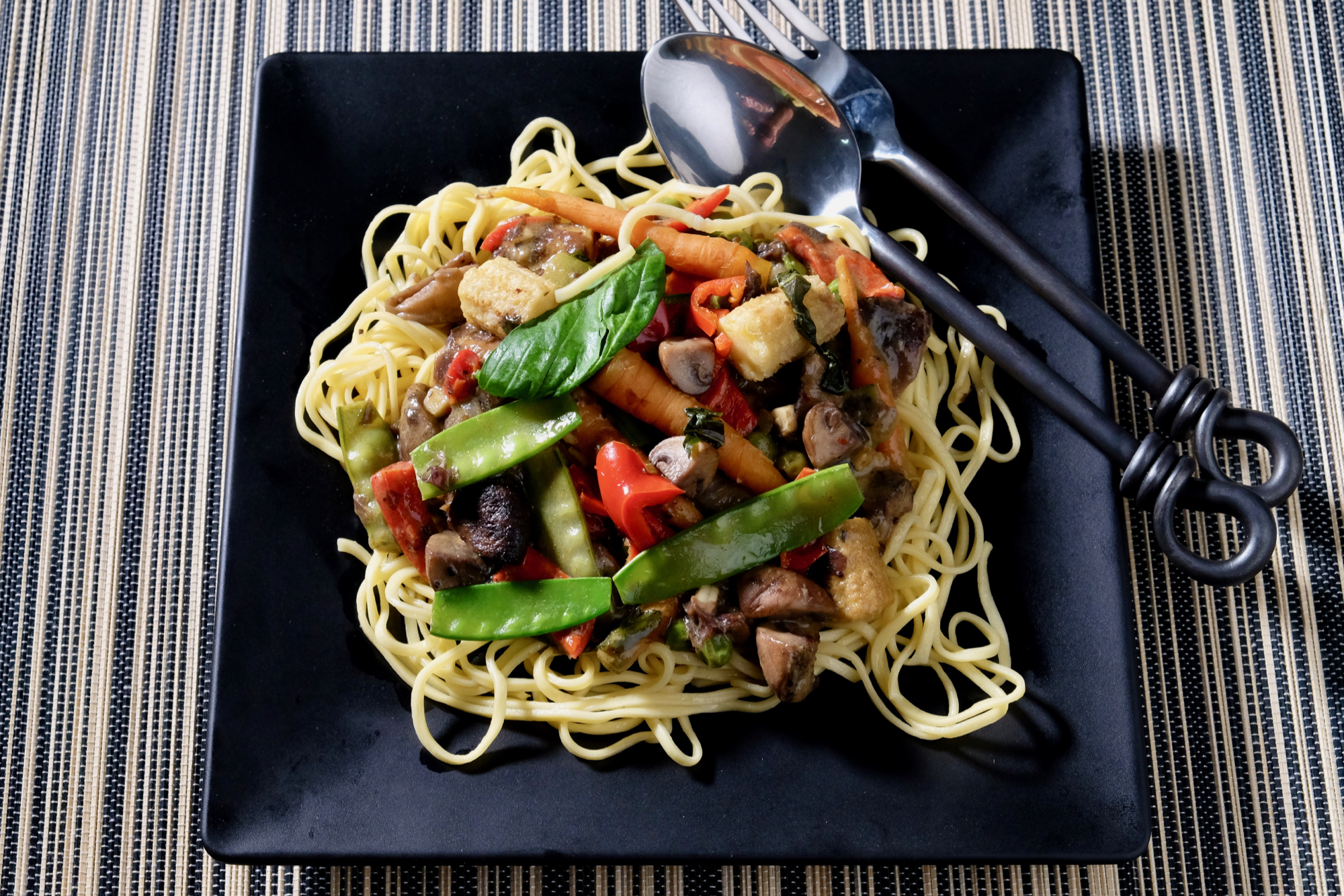 Kitchen Joy Golden Curry Chicken with Udon Noodles